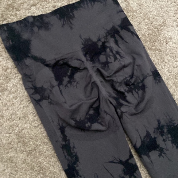 Cropped Booty Leggings M - Picture 4 of 4